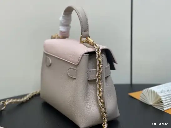Cheap Lockme Ever-23*17*10CM VUITTON LOUIS 0704